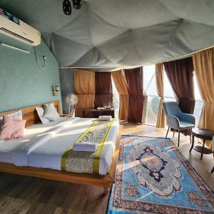 King Room Mountain View